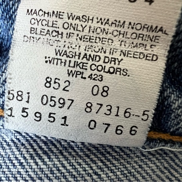 Vintage Levi’s Orange Tab Made In USA Cut-Off Shorts Size 12 - Picture 15 of 16